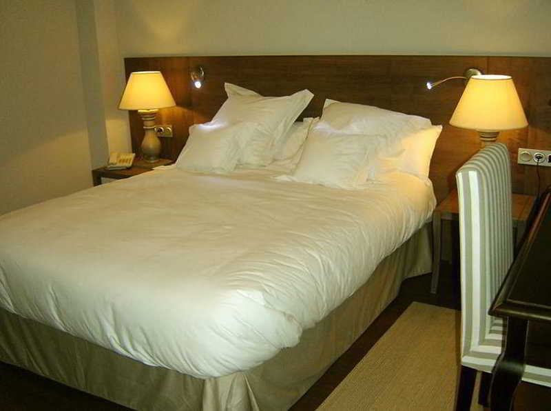 Hotel Maria Jimena Ocaña Zewnętrze zdjęcie